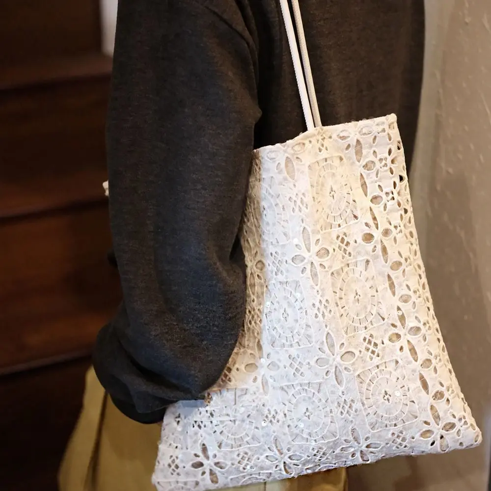 

Hollow Out Embroidery Lace Shoulder Bag Flower Large Capacity Sequin Tote Bag Bohemian Embroidered Women's Weave Handbag Summer