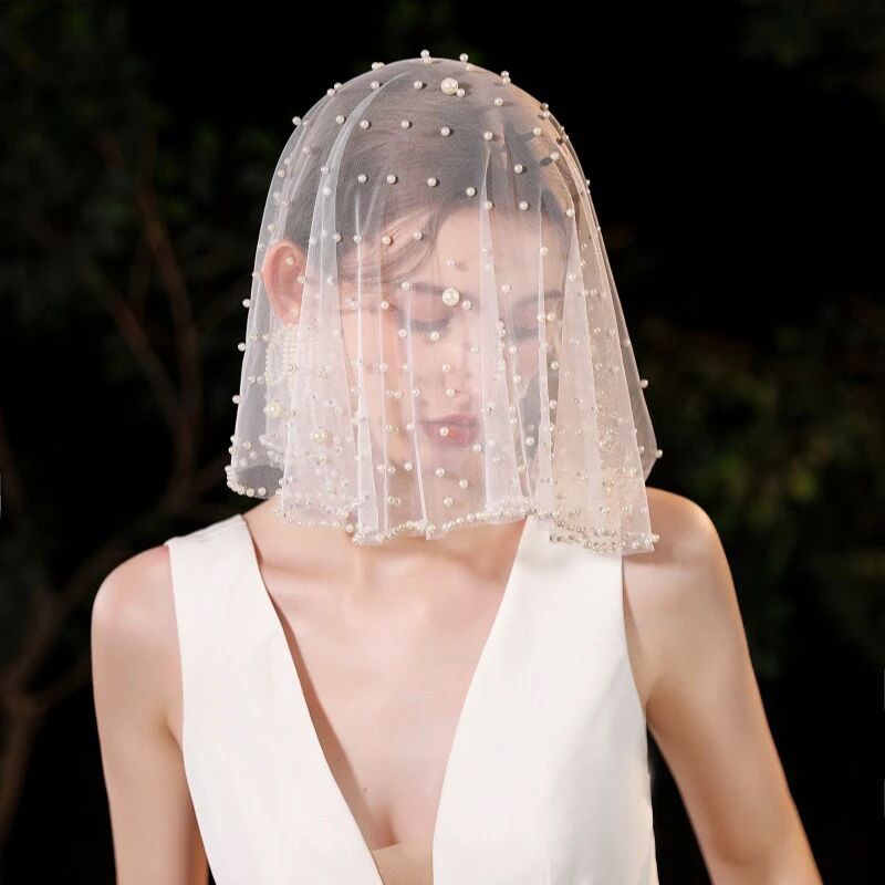 

Romantic Bridal Headdress Short Pearl Veils Sheer Tulle Veil Head Covering Wedding Accessories