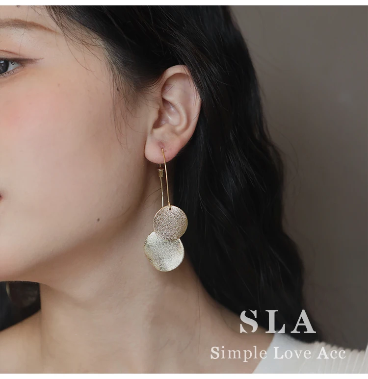 Lingzhi Wu-Geometric Metal Sequins Earrings for Female, Brief Luxury, All Match, New Arrival