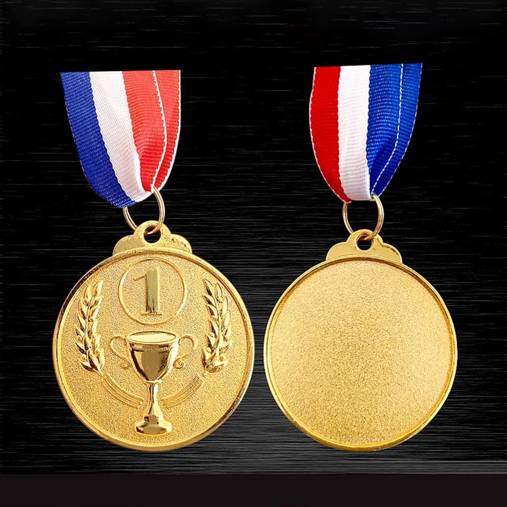Football Competition Game Prizes Zinc Alloy Award Medals Soccer Football Medals for Championship Cheerleading Sports Competition