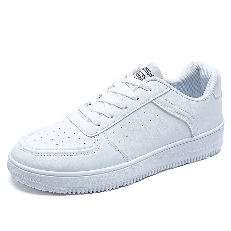 Fashion Leather Men Skateboarding Shoes Outdoor Casual Sneakers Sports Shoes Men Comfortable Flat Slip-on White Shoes for Couple