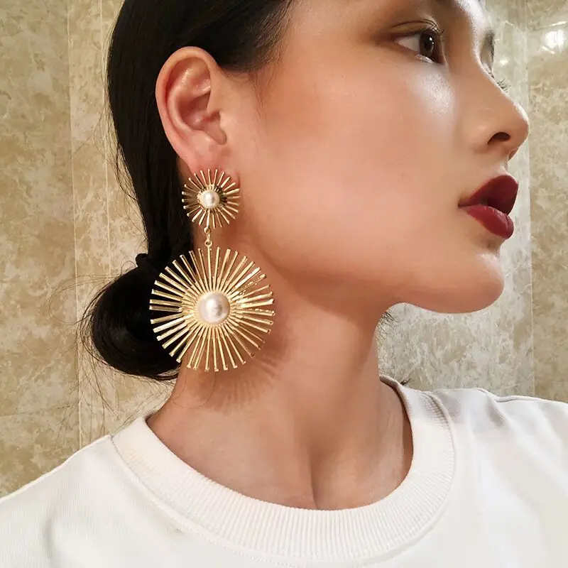 Exaggerated Long Drop Earrings for Women Big Pearl Round Dangle Earrings Wild Sun Earings Brincos Female Fashion Jewelry