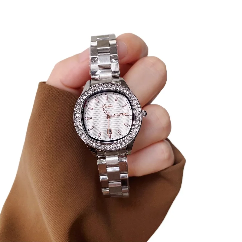 Classic trend women's watch elegant simple light luxury waterproof 2025 quartz watch birthday gift