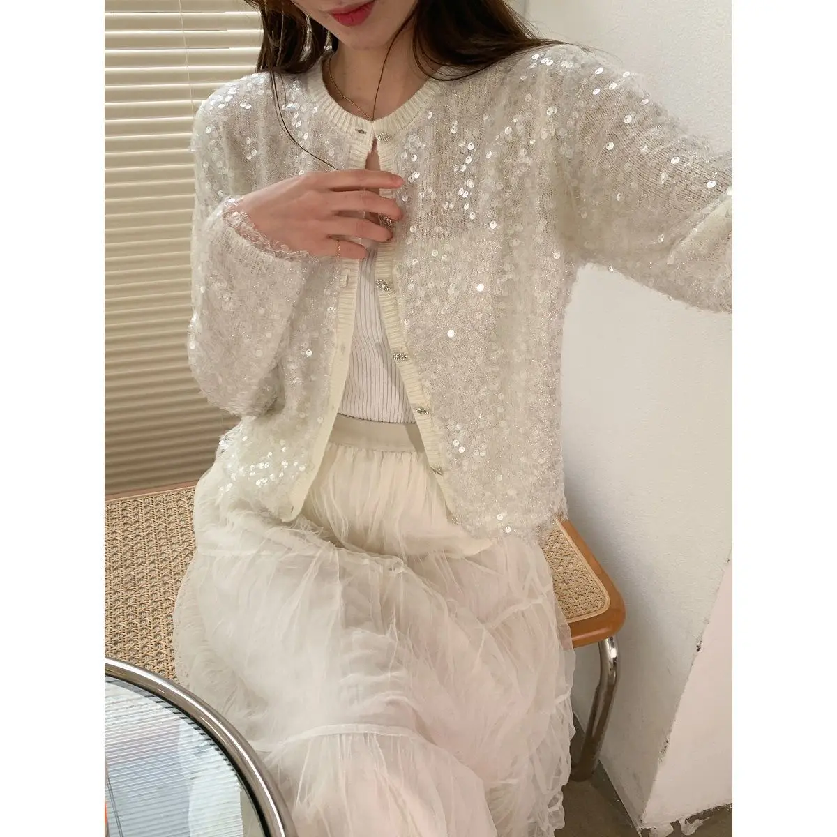 Luxury Women Girls Sequins Knitted Cardigan Beaded Sweater Coat Loose Short Coat Thin Single-breasted Shiny Knitwear Crop Tops