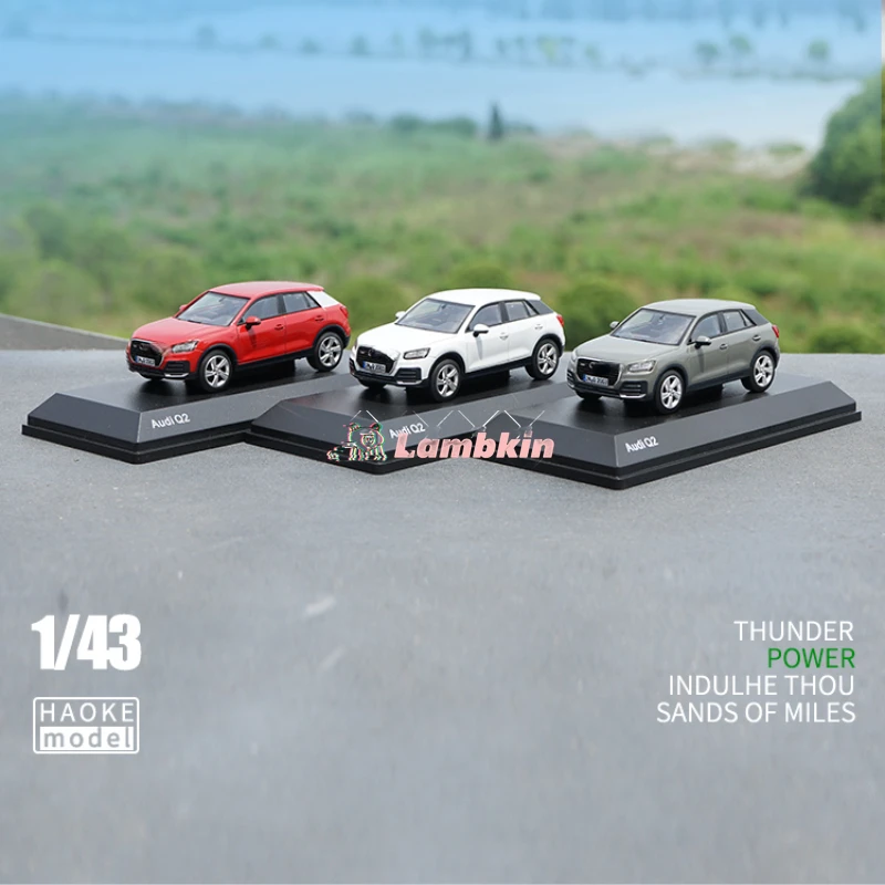 Model Decoration 1:43 For Original Audi AUDI Q2 simulation alloy car model New in original package special price car model