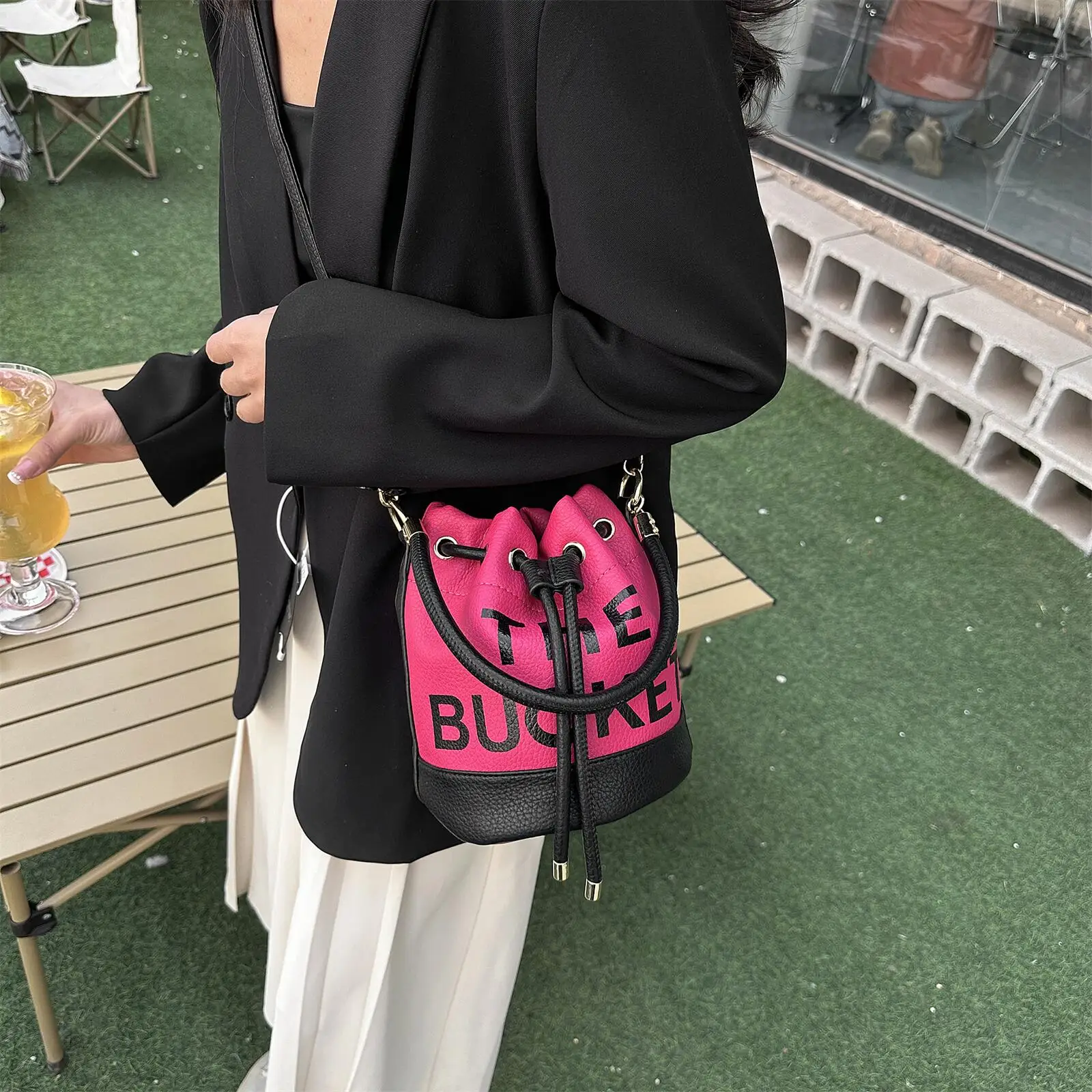 Luxury Band Designer Bucket Handbag and Purse Shoulder Crossbody Bag Women 2023 New Soft Leather Fashion Messenger Bag