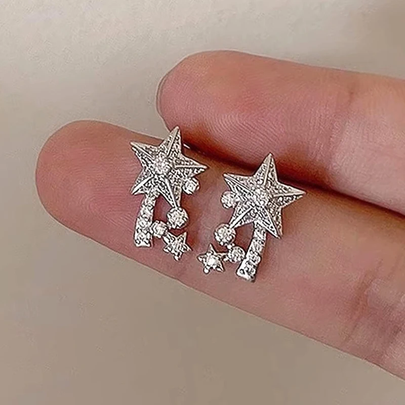 Huitan Exquisite Stern-Ohrstecker für Damen, modischer Verlobungsschmuck mit glitzerndem Zirkonia, schicke Accessoires