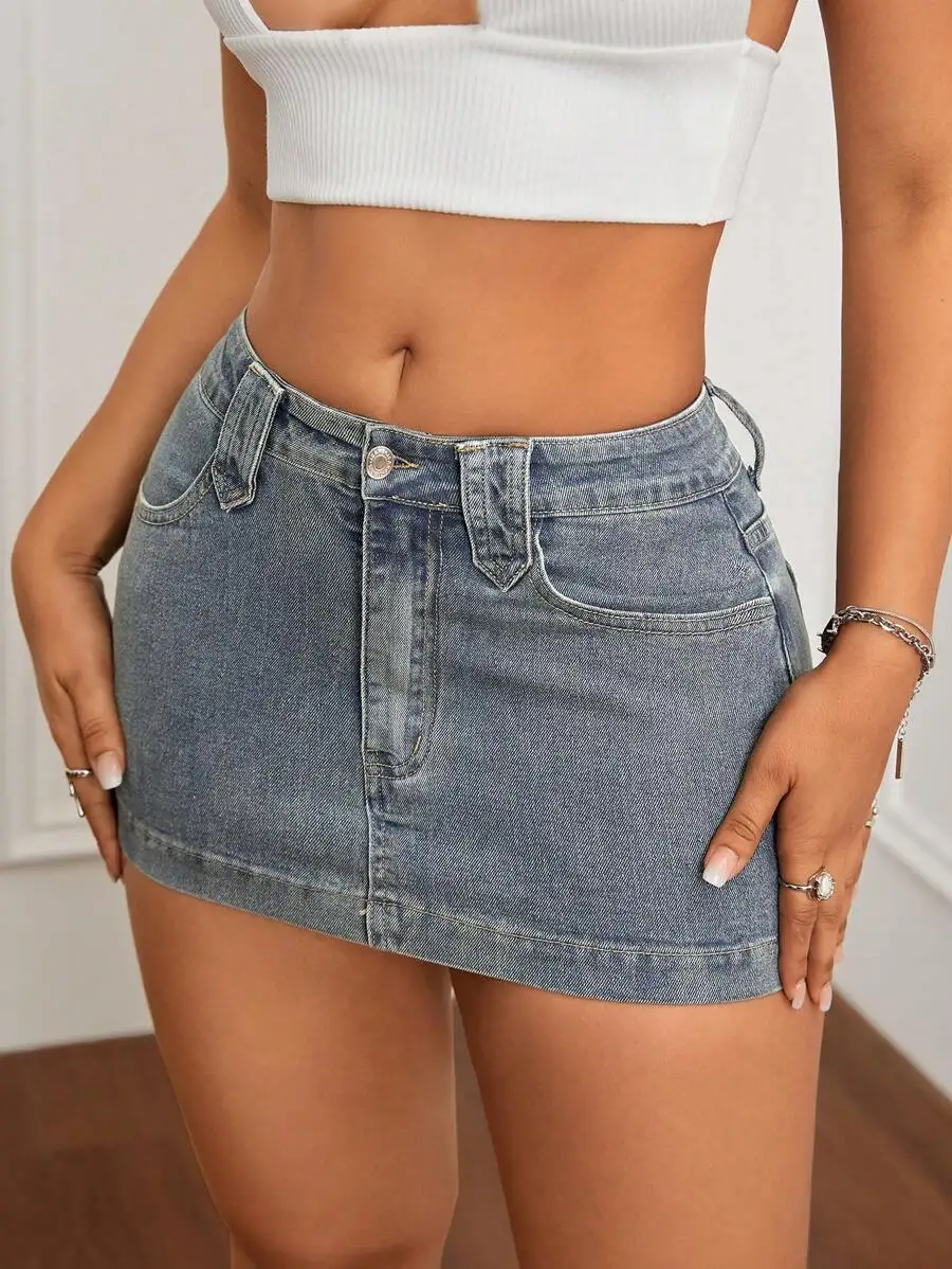 

Washed Denim Mini Skirt with High Waist and Front Pocket