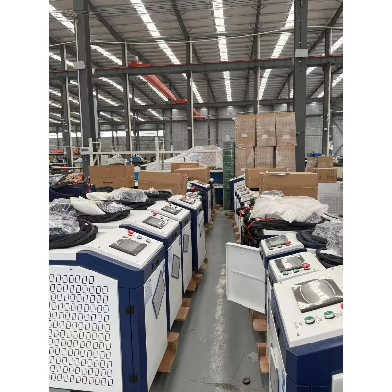 [Le più venduto] Saldatrice a fascio manuale Saldatrice a fascio 1500w Saldatore da taglio 4 in 1 Pulizia della ruggine e della cucitura di saldatura