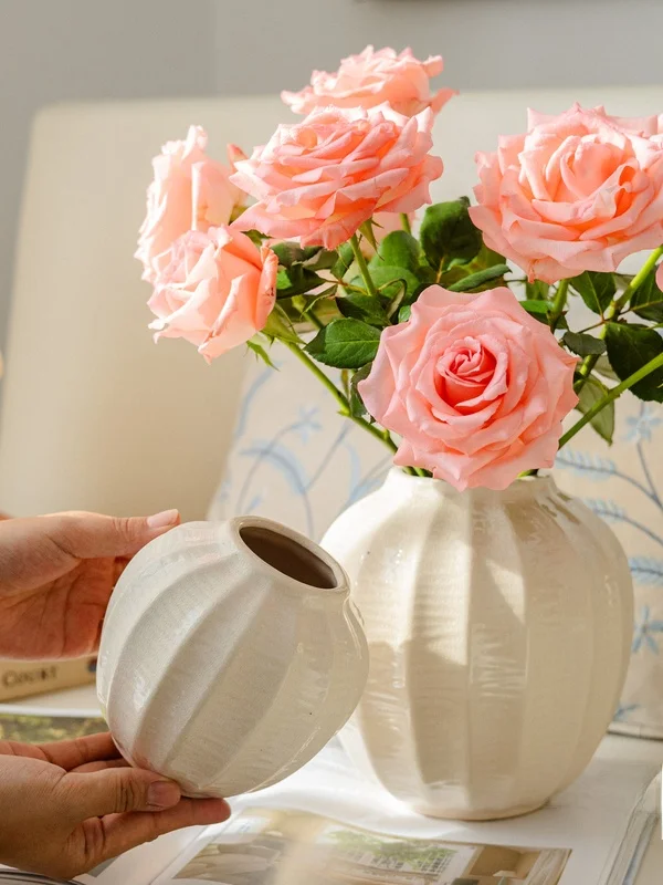 White Cerc Flower V…