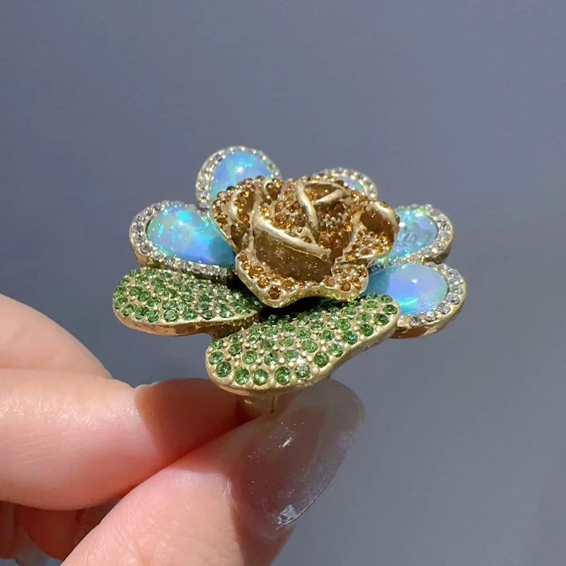 

﻿ Vintage Large Flower Ring Decoration Opal Jewelry Big Antique Gold Color Water Drop Rhinestone For Woman Wedding Accessories
