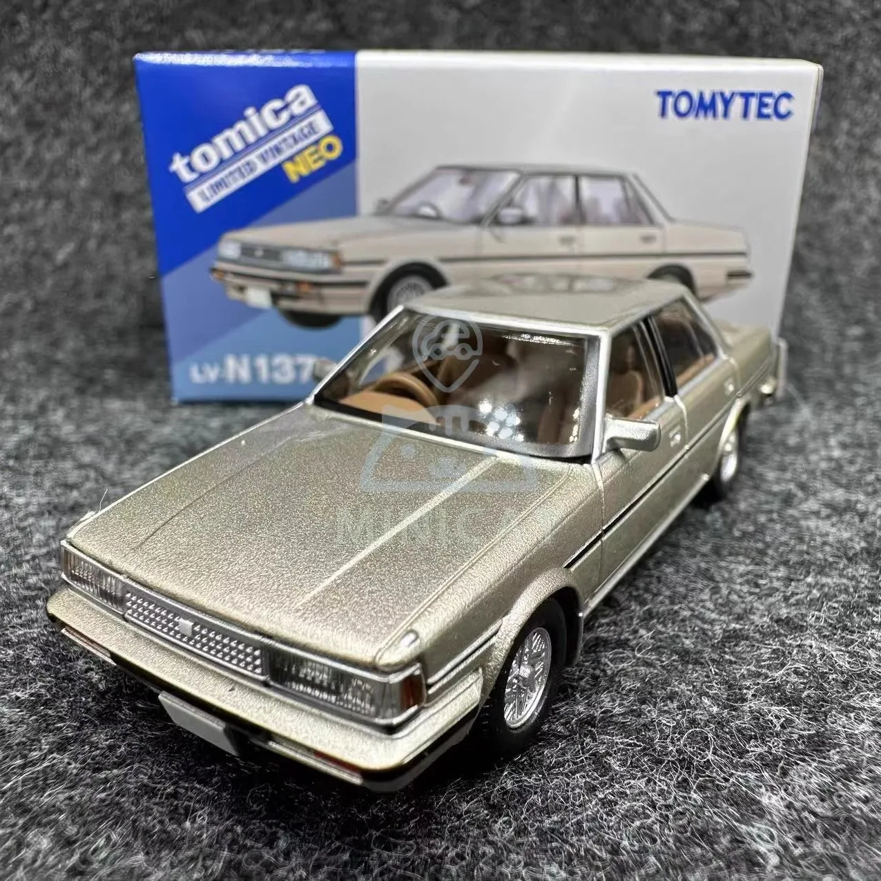 2405 Tomytec TLV 1/64  LV-N137c cresta CSL Twin Cam 24 creamy white gold 1986 Die-cast Alloy Car Model Collection Display Gift