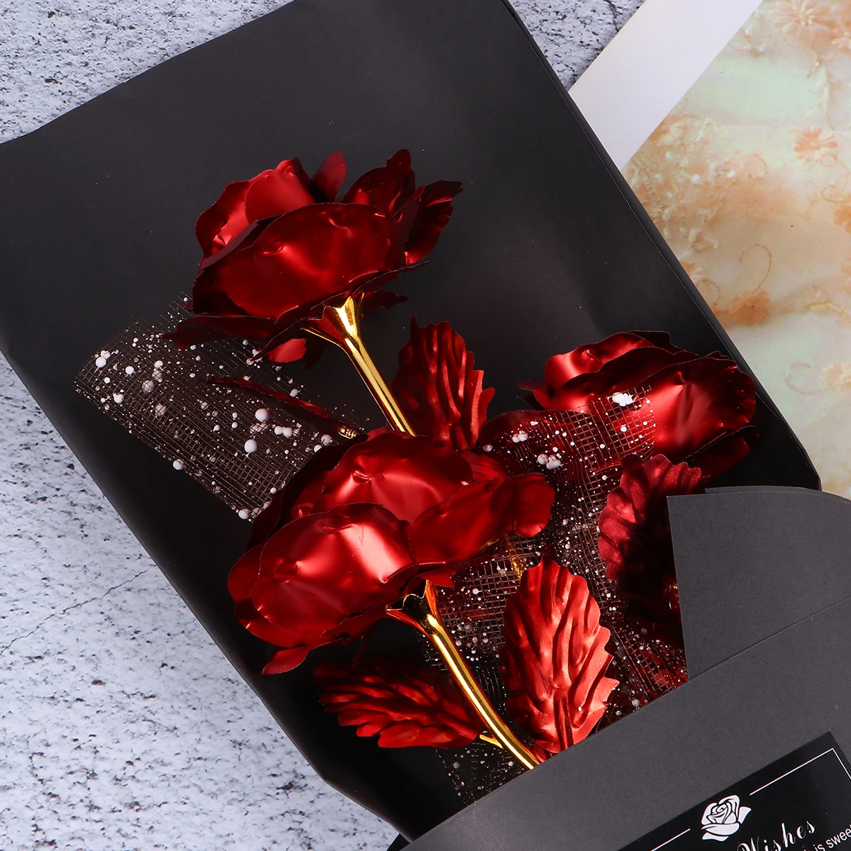 

Gold Foil Rose Bouquet Present Flower Gift Artificial Flowers Roses Bridesmaid Gifts
