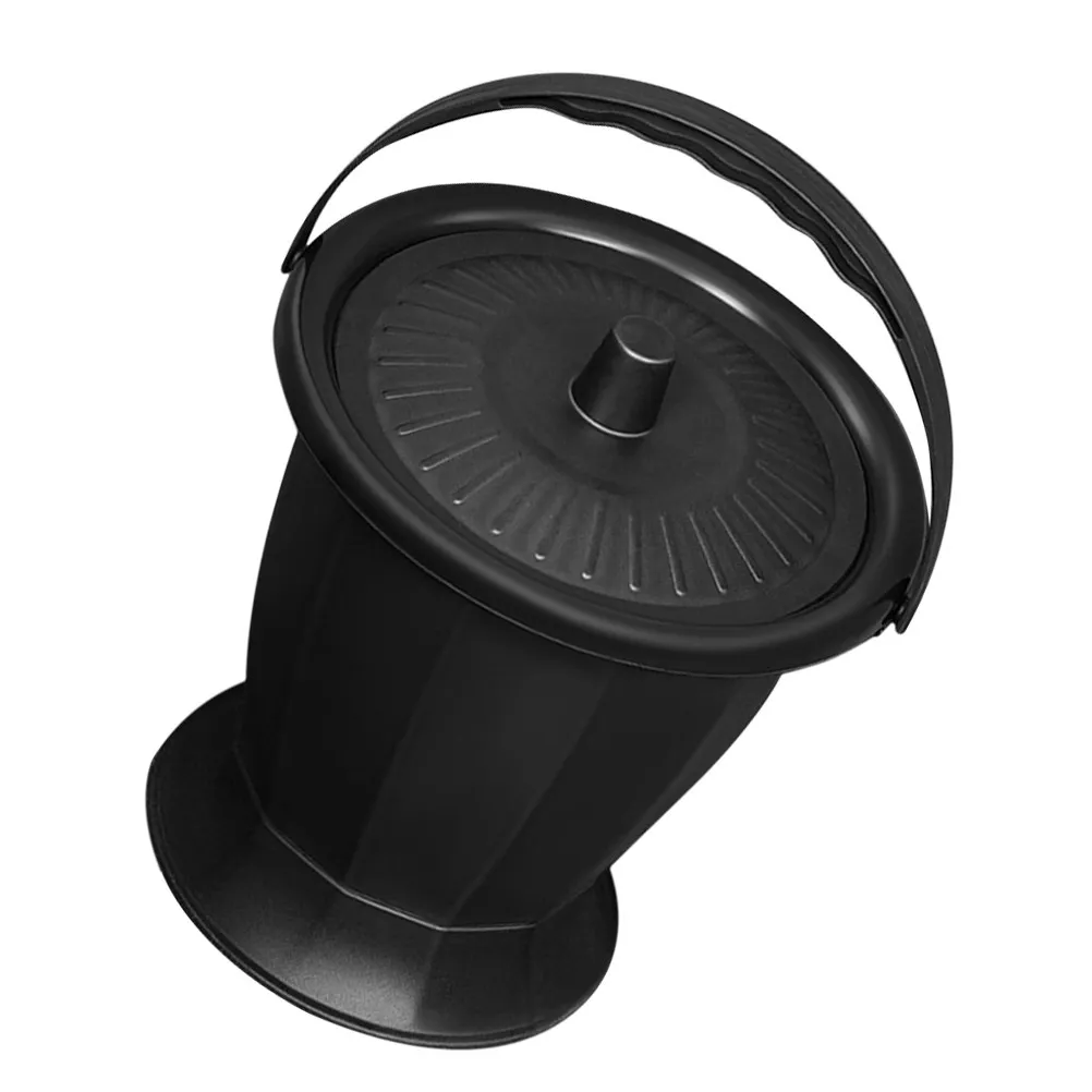 

Portable Adult Toilet Spittoon Chamber Pot PP Material Lightweight Durable Non-Slip Cover Design Reusable Urinal for Elderly