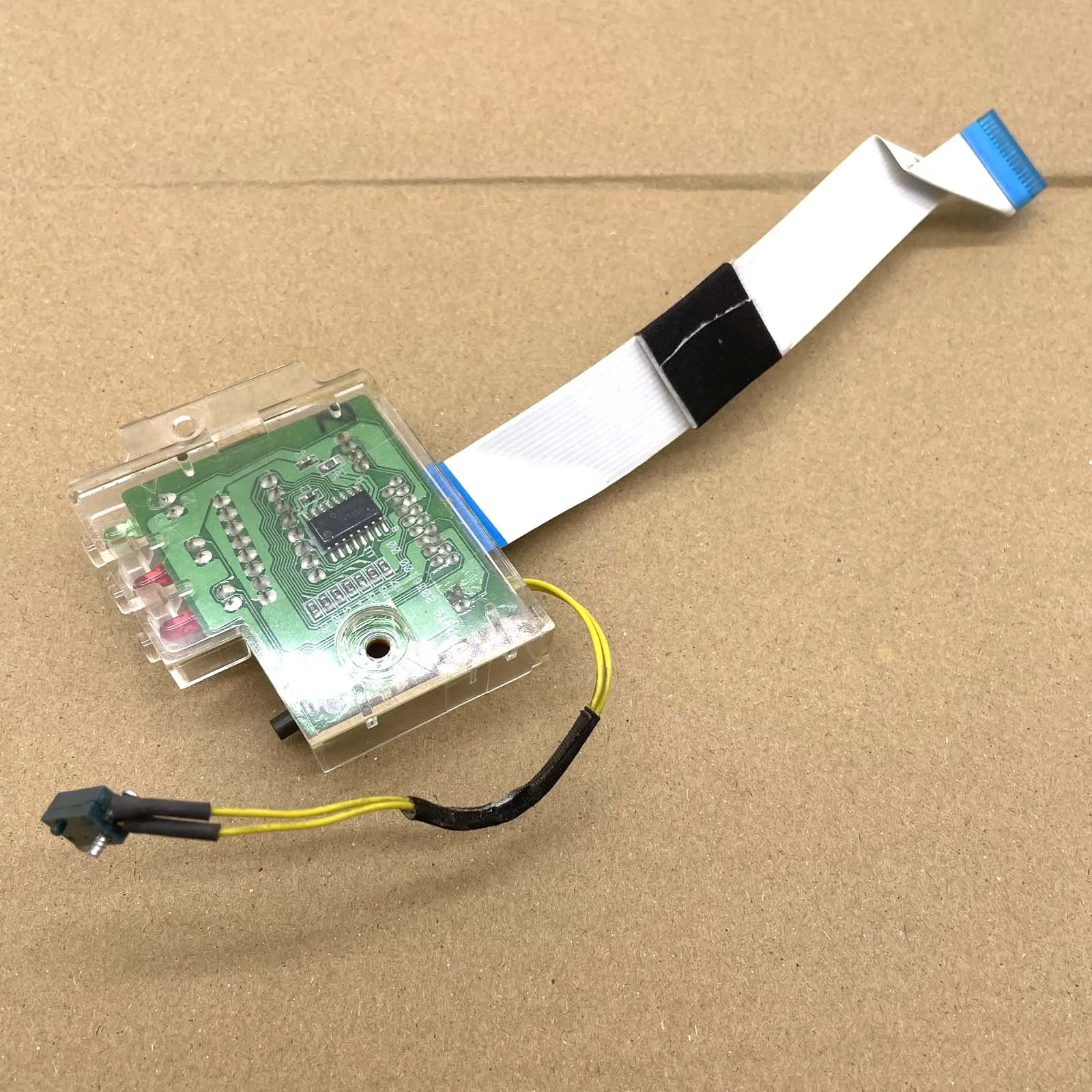 Placa de botão de interruptor com luz indicadora adequada para peças de impressora EPSON L90 TM-T90