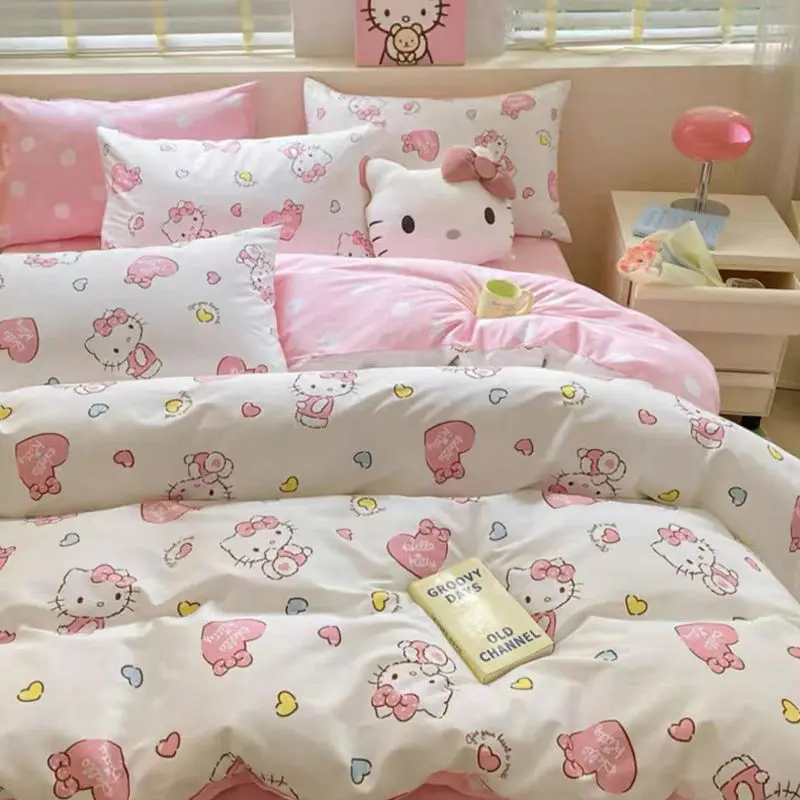 Hello Kitty Bedding Set Sanrio Kawaii Anime Set di quattro pezzi Cartoon Cute Bed Sheet copripiumino federa regali giocattoli per ragazze