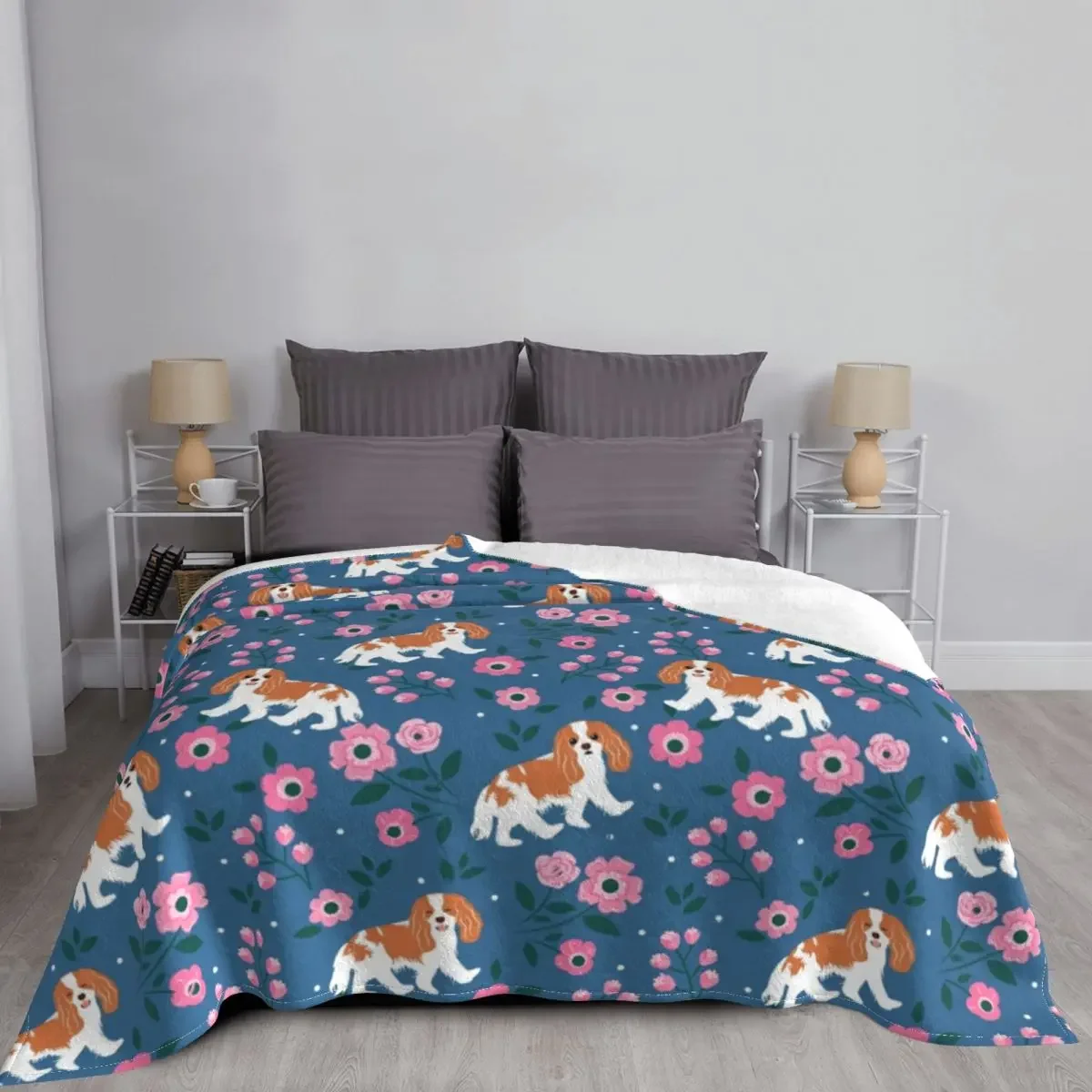 Blenheim Cavalier King Charles Spaniel Blankets Flannel Playing at Night in a Garden  Throw Blanket for Bed Office Rug Piece