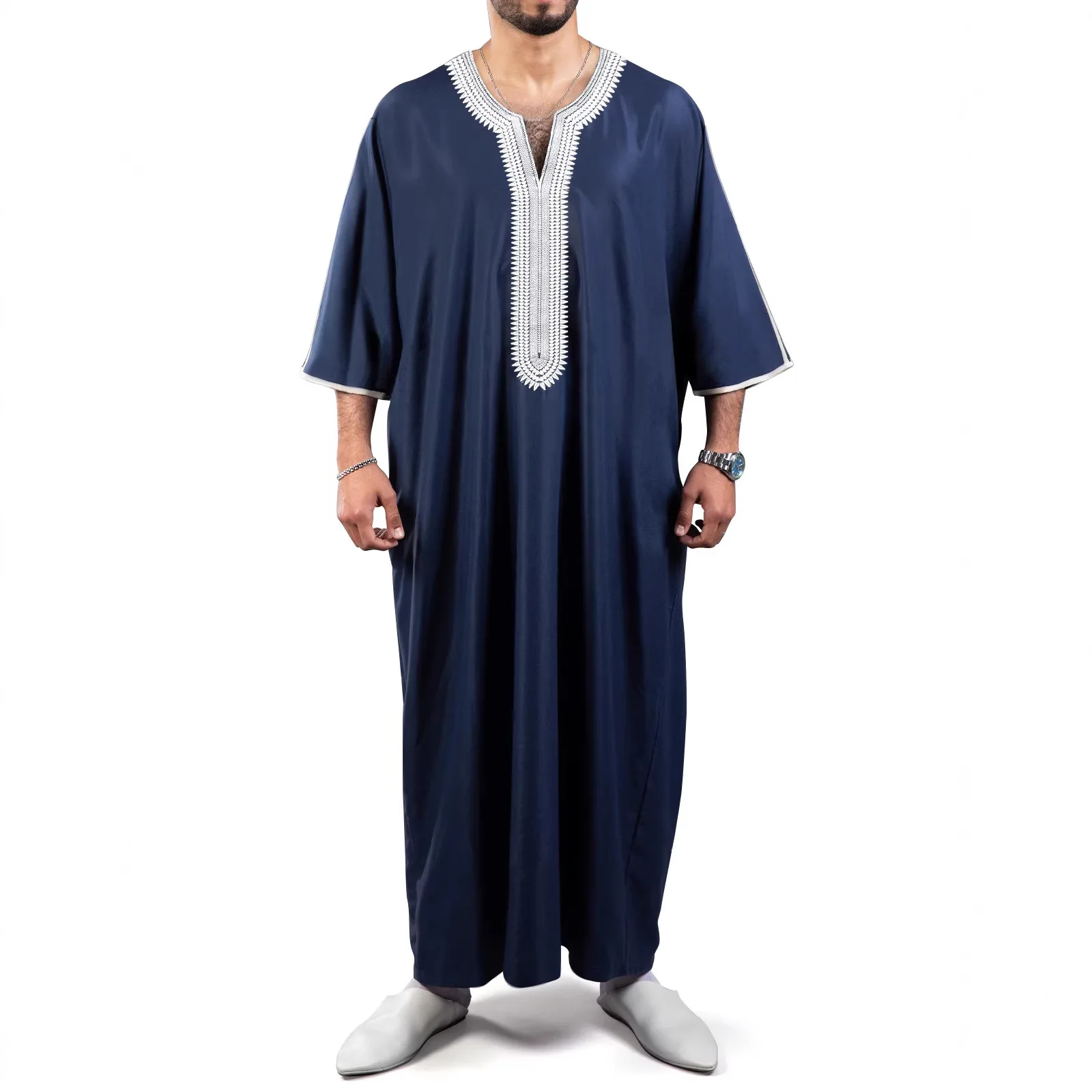 

2026 New Model Three-quarter Sleeve Embroidered Men's Clothing Thobe Long Dress Robe Abaya Ramadan Dubai Luxury Islam Elegant