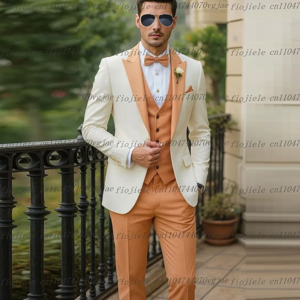 

Новый мужской костюм цвета слоновой кости и светло-оранжевого цвета, официальная свадебная вечеринка, жениха, деловые мужские смокинги, индивидуальный комплект из трех предметов, куртка, жилет, брюки