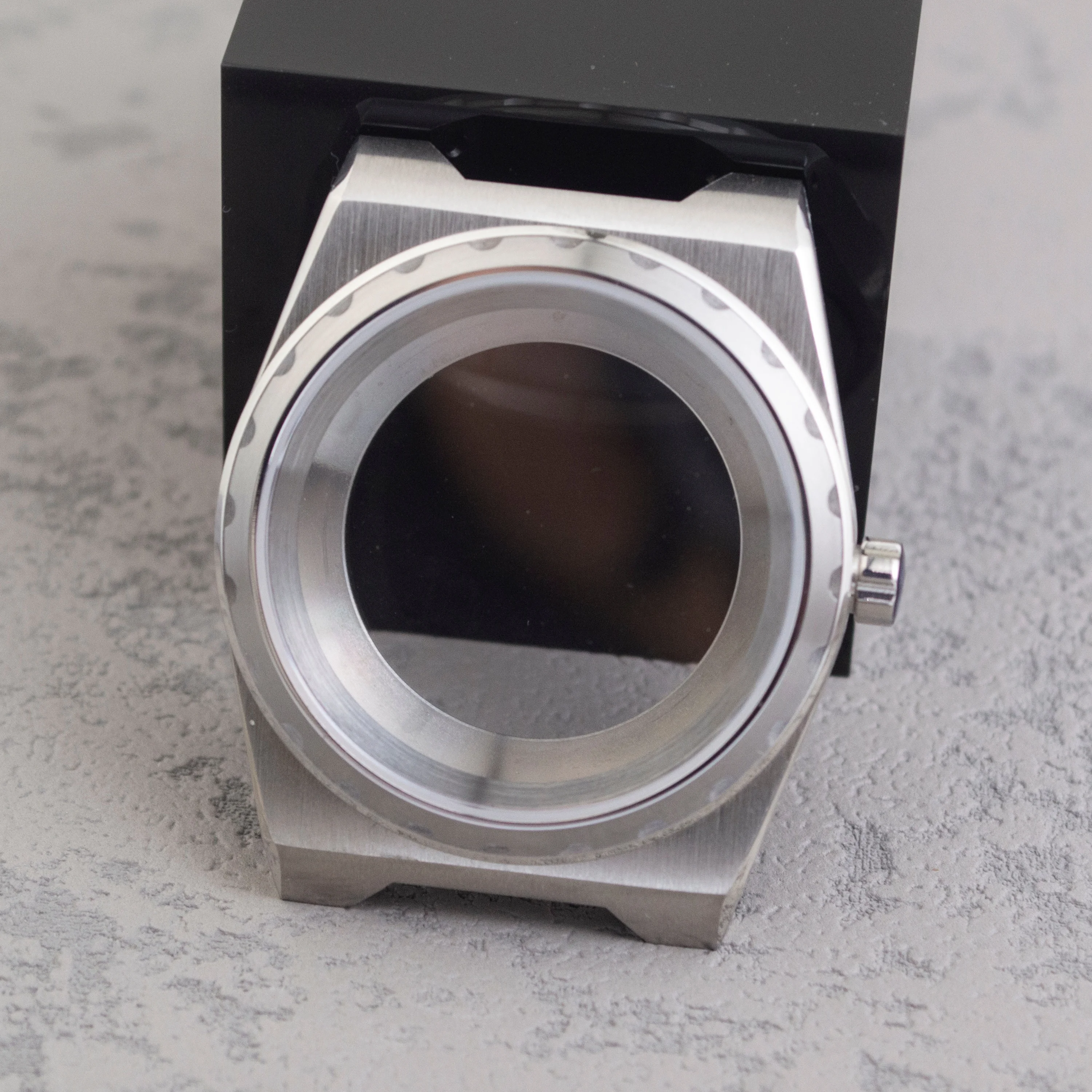 

NH35 Case Stainless Steel Sapphire Glass VC222 Watch Case 10ATM Waterproof for NH35 NH36 Movement 28.5mm Dial Watch Parts