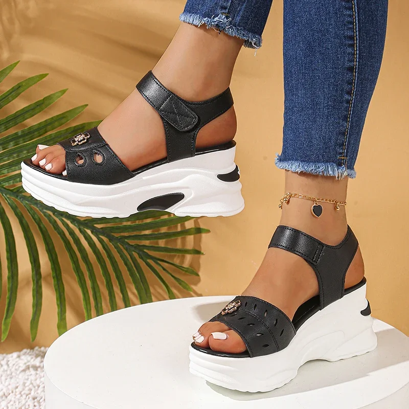 Flower Decor Chunky Platform Sandals for Women 2025 Summer Thick Bottom Beach Sandals Woman Black White Wedge Sandalias De Mujer view 3