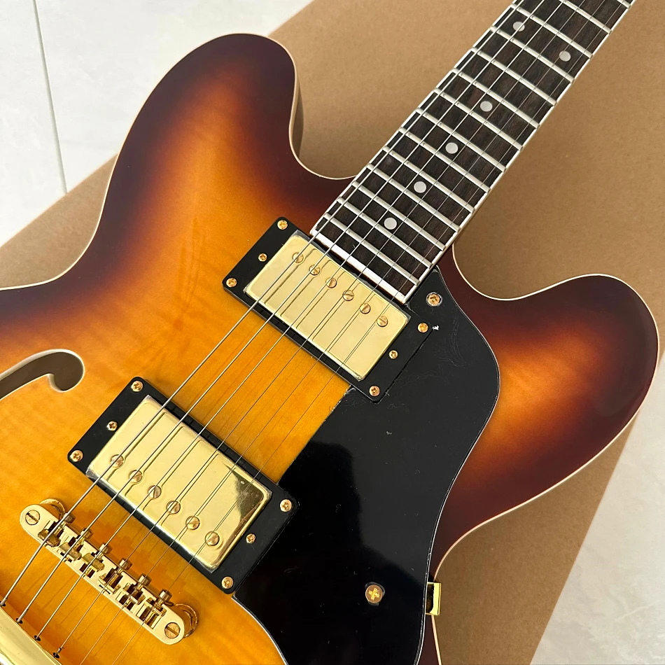 

Hollow Jazz Electric Guitar, Rosewood Fingerboard, Gold Hardware, Maple Top And Back, Free Shipping