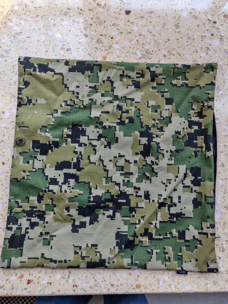 Living Room And Office Pillow Cover (40x40cm)