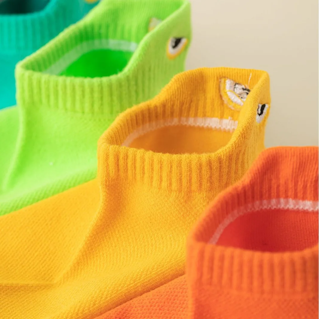 5 Pairs Thin Men Sports Breathable and Comfortable Letter Boat Socks Ins Fashion Sweat-absorbing Short Socks