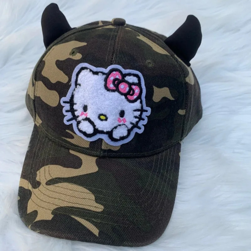 Sanrio Camouflage Hellokitty Y2k Cappelli da baseball Corno da diavolo Design Cappellini Hip Hop Stampa leopardata Cappelli retrò Donna Novità Cappellini Ragazze