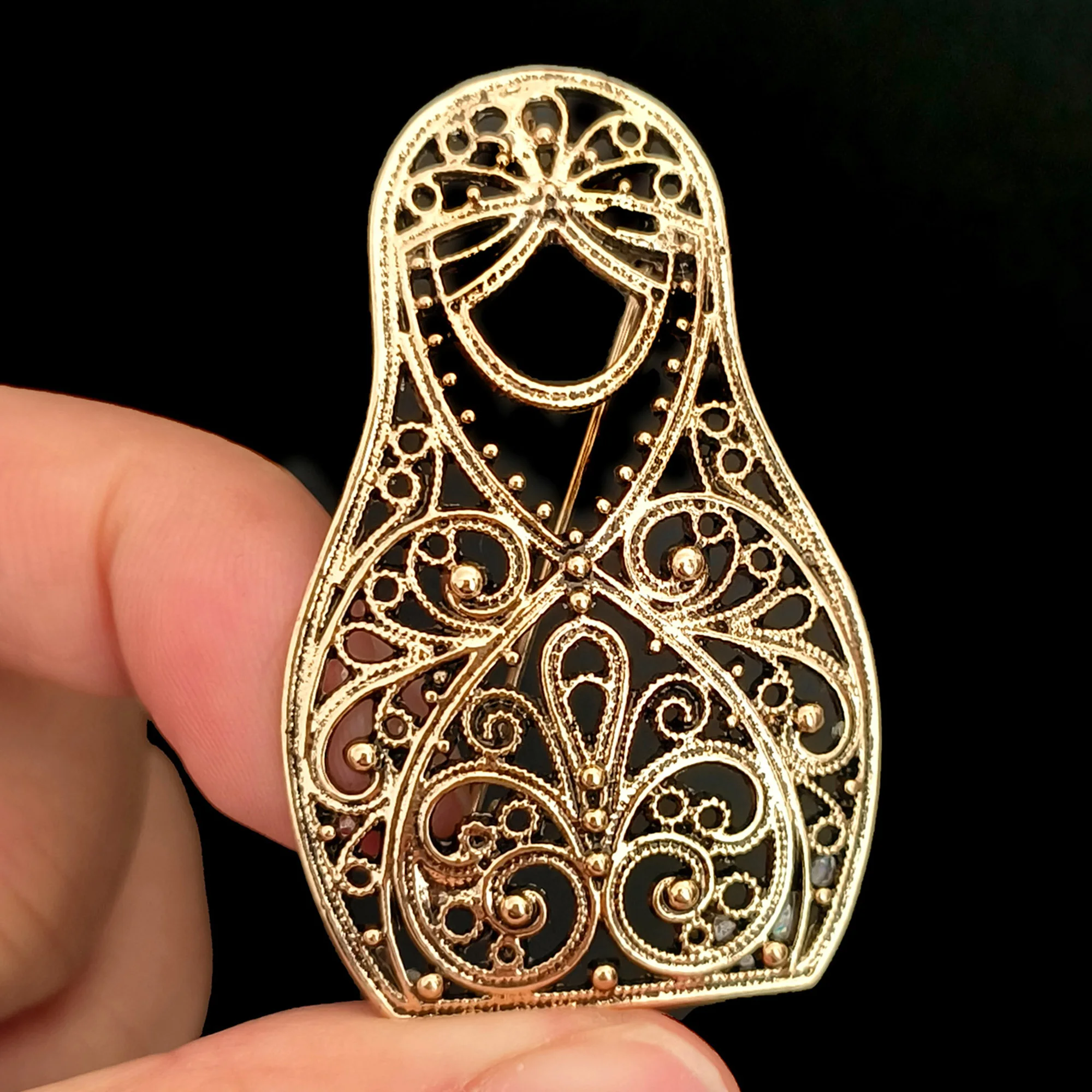 Thumbnail 2 - #71 Best Brooches to Buy In 2026