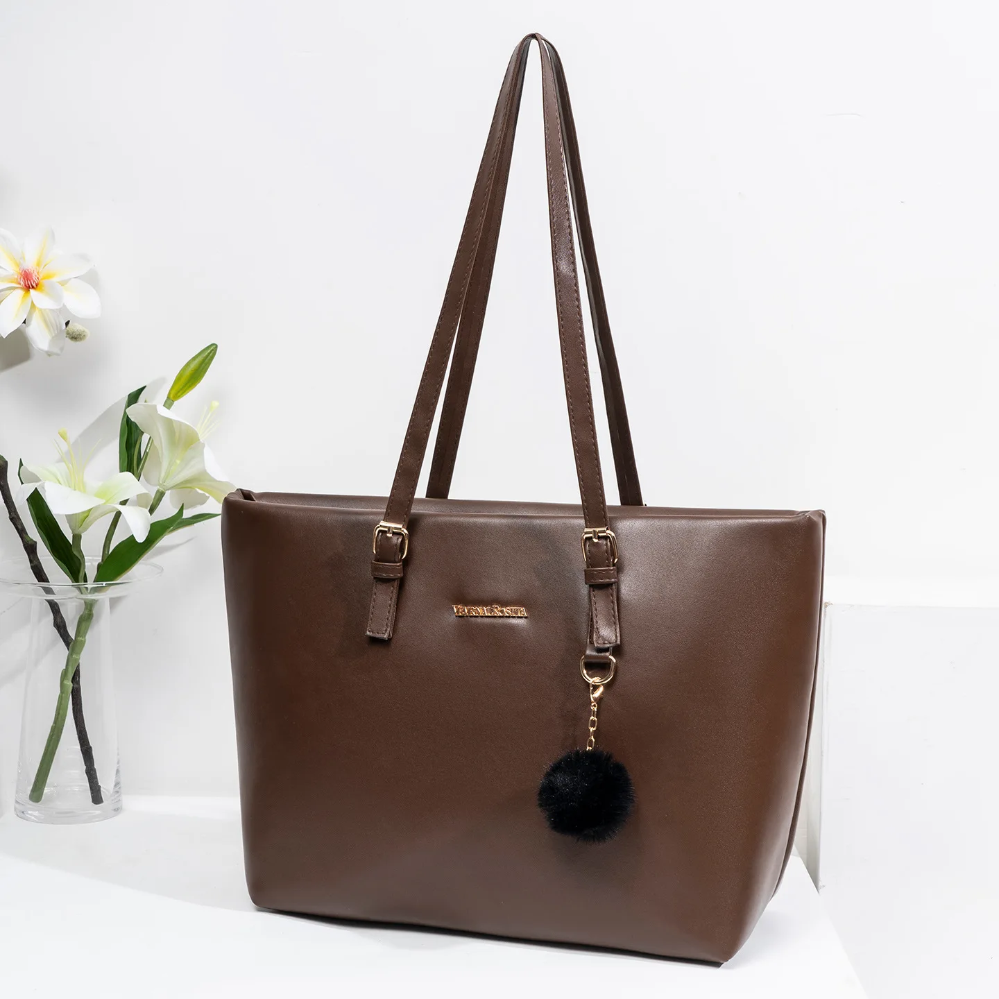 

Новая вместительная сумка-тоут 2026 года для женщин, простая городская сумка через плечо, модная универсальная сумка для ноутбука, универсальная городская сумка-тоут, студенческая сумка для ноутбука