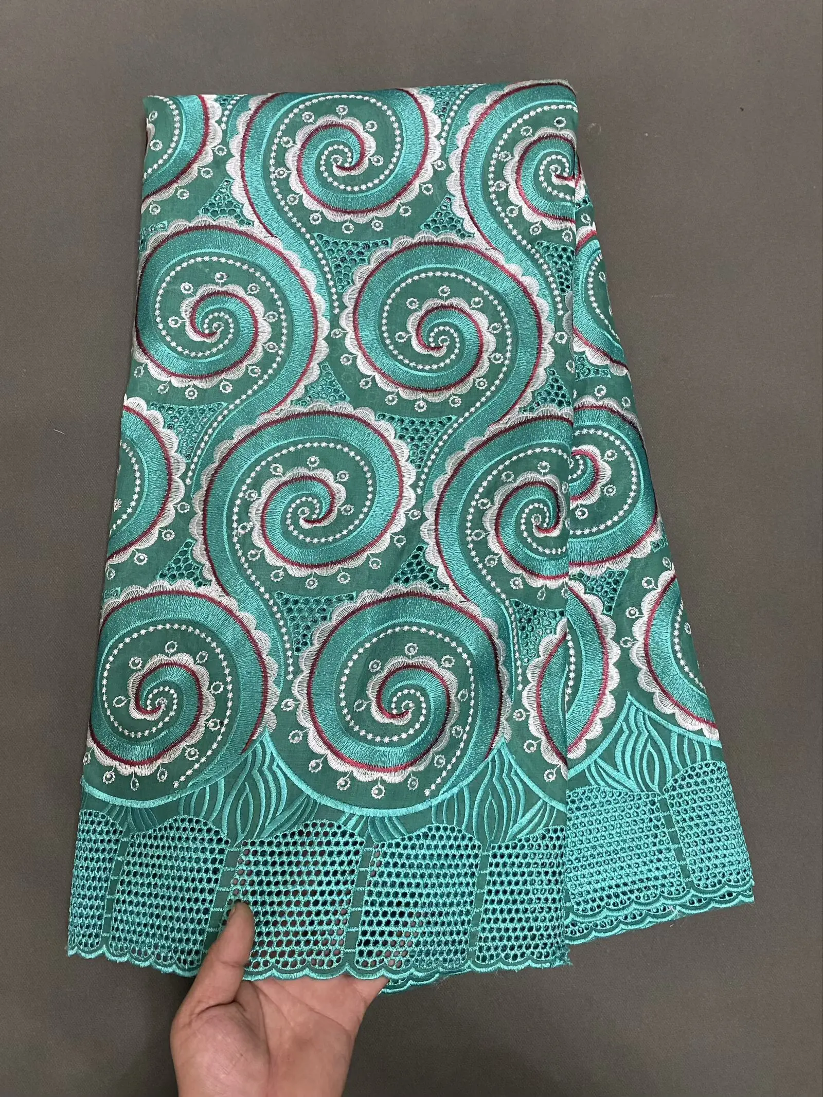 

Новый дизайн, 3D вышитая хлопковая кружевная ткань, африканский гипюровый шнур, 2026, новейший стиль для нигерийских женских вечерних платьев, 5 ярдов