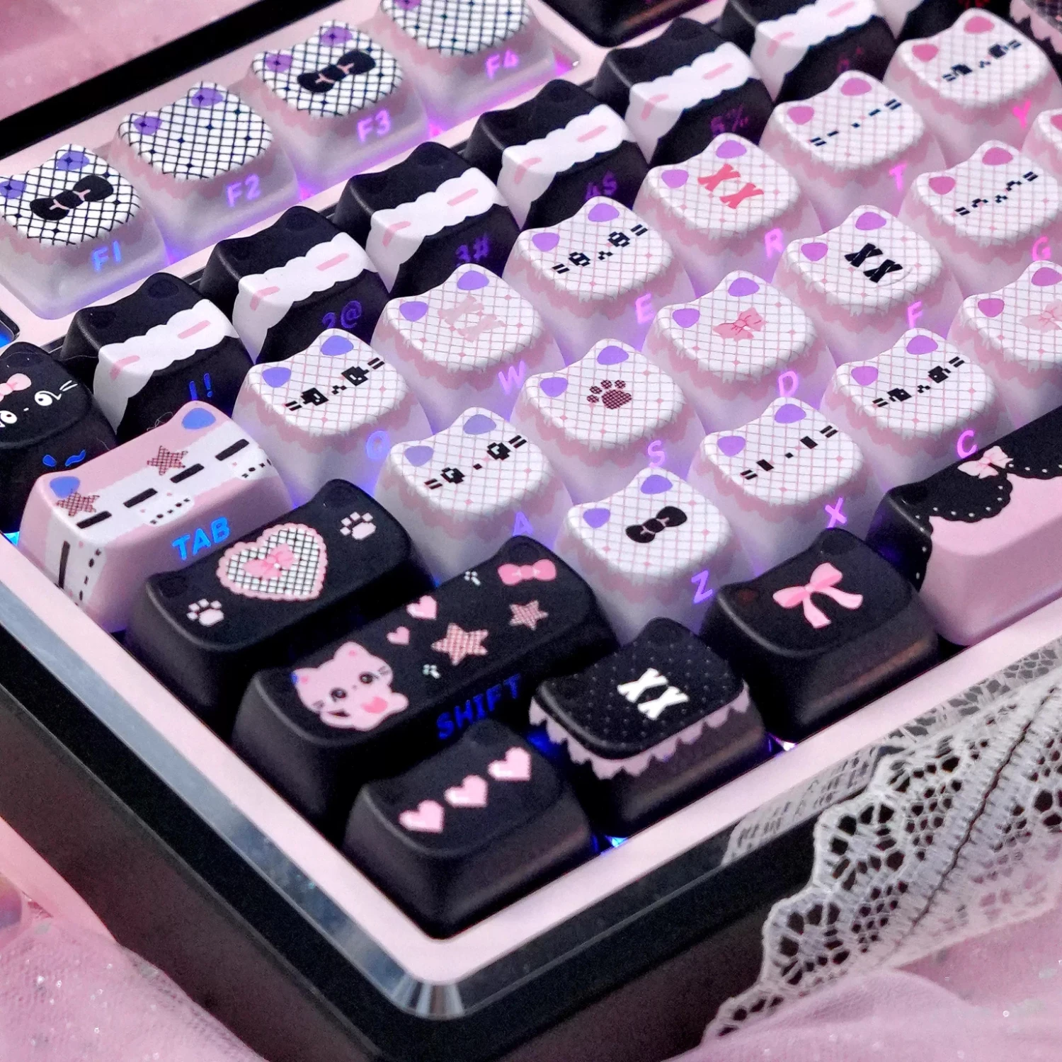 

Колпачки для клавиш MAIMOOO Cute Lace Cat PBT MAO Profile, черно-розовые, креативные, с гравировкой Meow сбоку, полупрозрачные, для механической клавиатуры