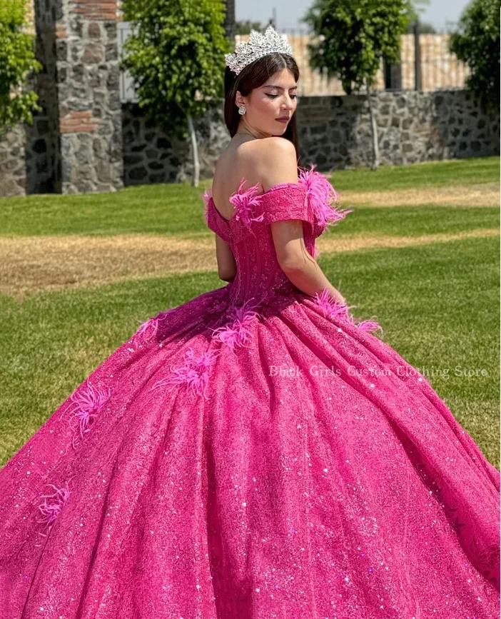 Sparkling Rose Pink Ball Gowns Quinceanera Dresses One Shoulder Embellished Sequin Corset Cathedral Train vestido de xv años