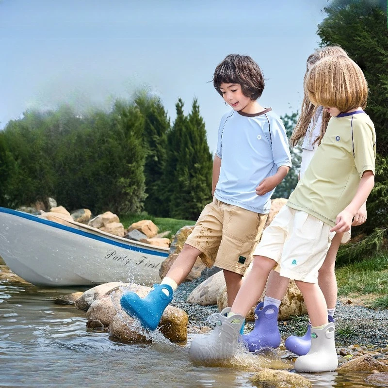 

New cartoon kids Solid Boots Student Rain Boots Children's Fashion Shoes Non-Slip shoes