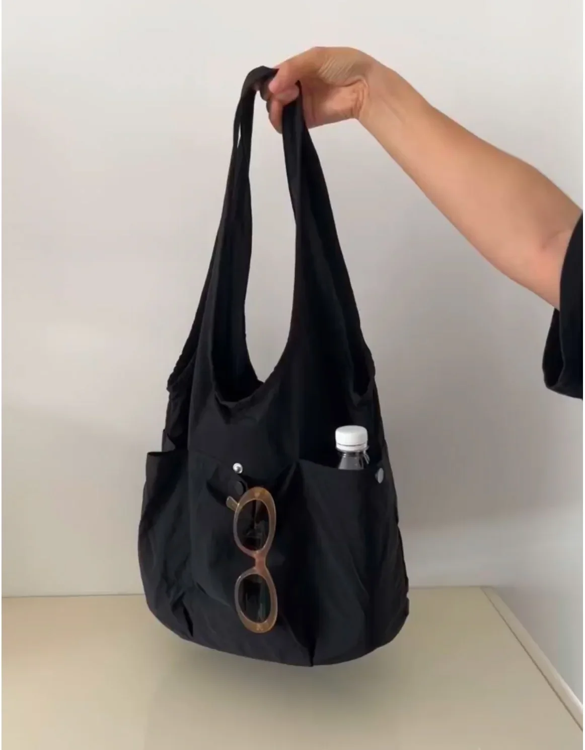 

Fashion Large Capacity Shoulder Bags Ins Pleated Korean Multi Pocket Design Nylon Cloth Bag