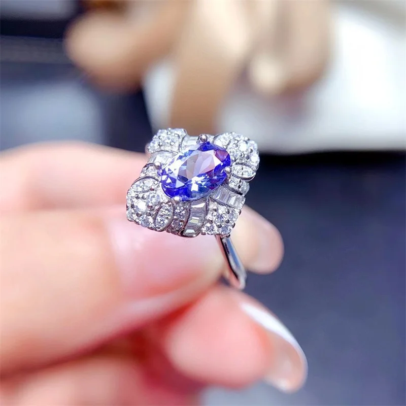 แหวนแต่งงาน Tanzanite สีเงิน925สำหรับสุภาพสตรีอัญมณีแท้พร้อมใบรับรอง