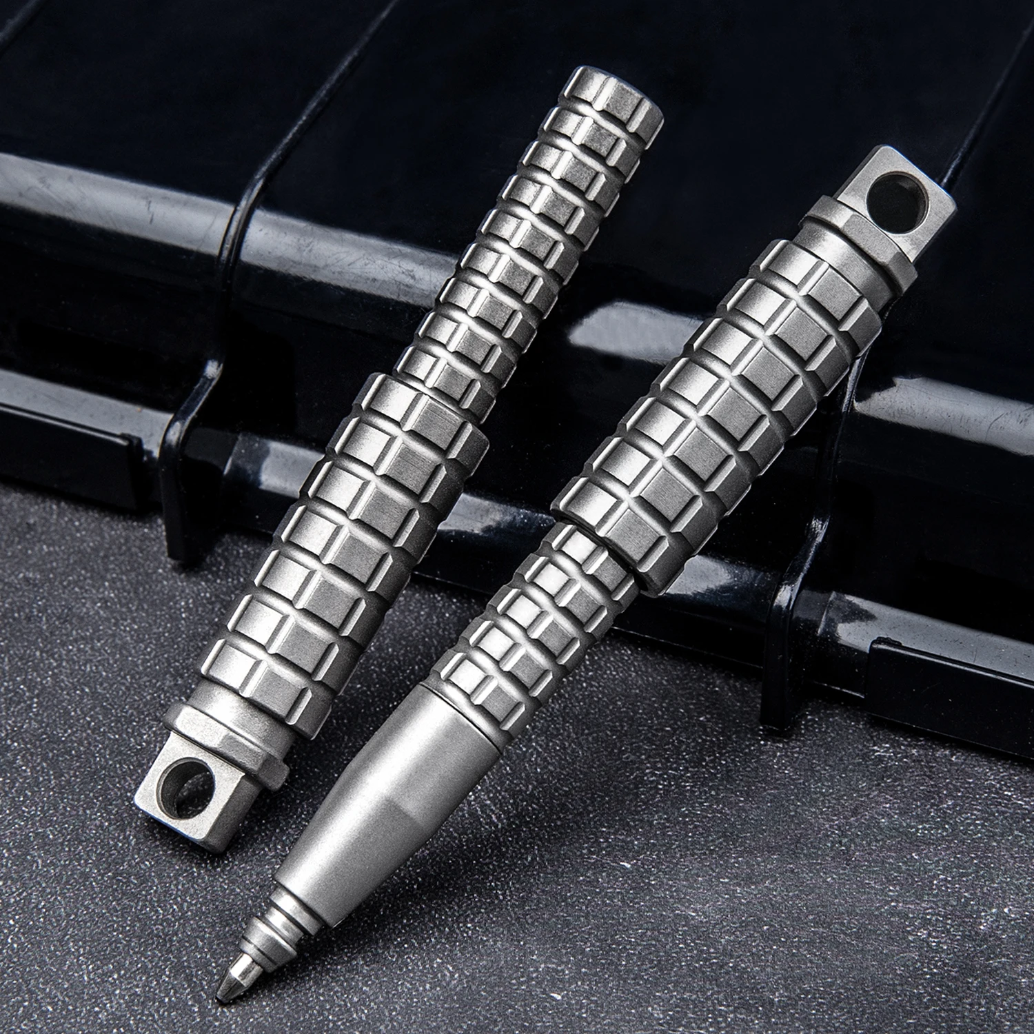 Titanium Alloy Ballpoint Pen Office Signature Pen Outdoor Portable Mini Pen Keychain Pen Gift Box Packaging