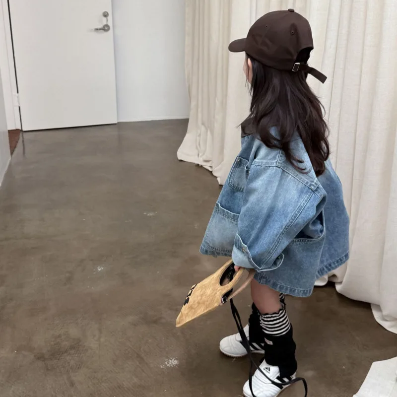 

Осень-зима 2022, детская одежда для мальчиков и девочек, модная джинсовая рубашка средней длины, куртка, плотное пальто для малышей 3-10 лет, верхняя одежда