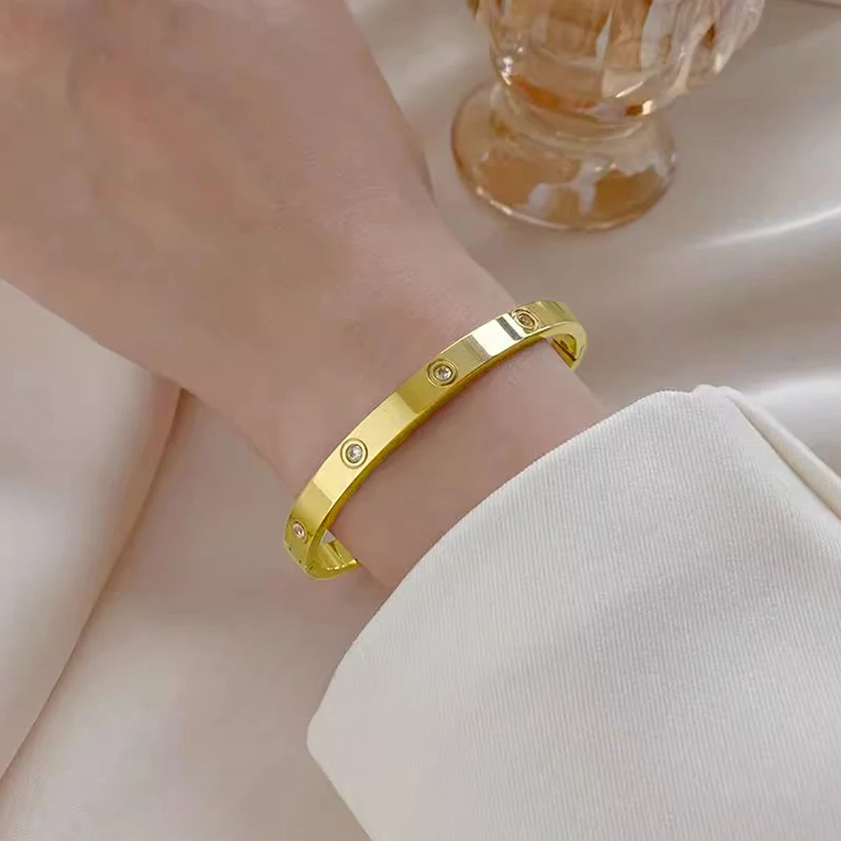 Luxury Stainless Steel Zircon Bracelets for Women Gold Color Love Crystals Bangles Bracelet Couple Jewelry Romance Wedding Gift