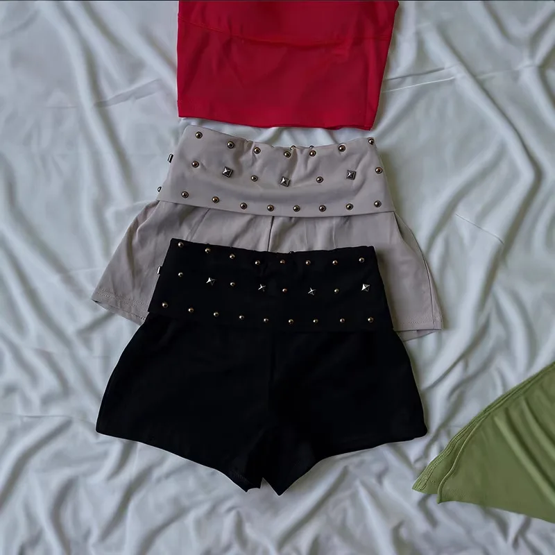 

Шорты в готическом стиле панк с низкой посадкой, женские, Y2K, с темными стразами, черные, сексуальные, облегающие, дерзкие, универсальные, мини-юбка