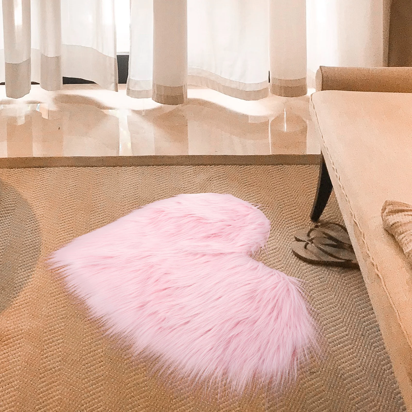 

Heart Shaped Carpet Imitation Wool Chair Pad Tea Table Bedside Floor Mat Decorative Hotel Floor Mat Soft Anti Skid Supple