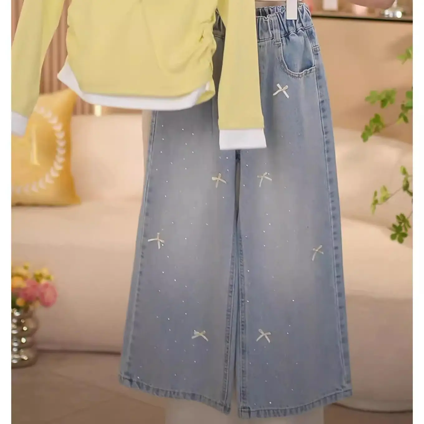 Girls' Jeans Spring and Autumn 2025 New Fashionable Hot Stamping Diamond Bow Wide Leg Pants Versatile and Casual