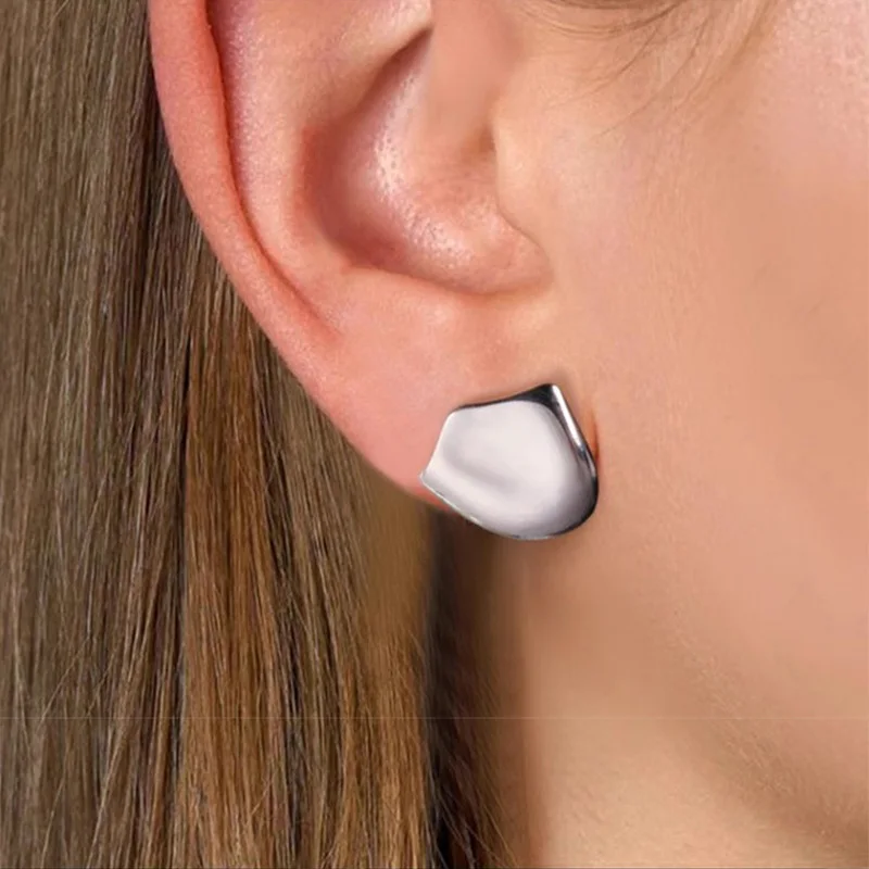ZHUHE Shield Stud Earrings In Cyberpunk Style Are Suitable For Men And Women As Jewelry Accessories And Party Gifts - Image 2
