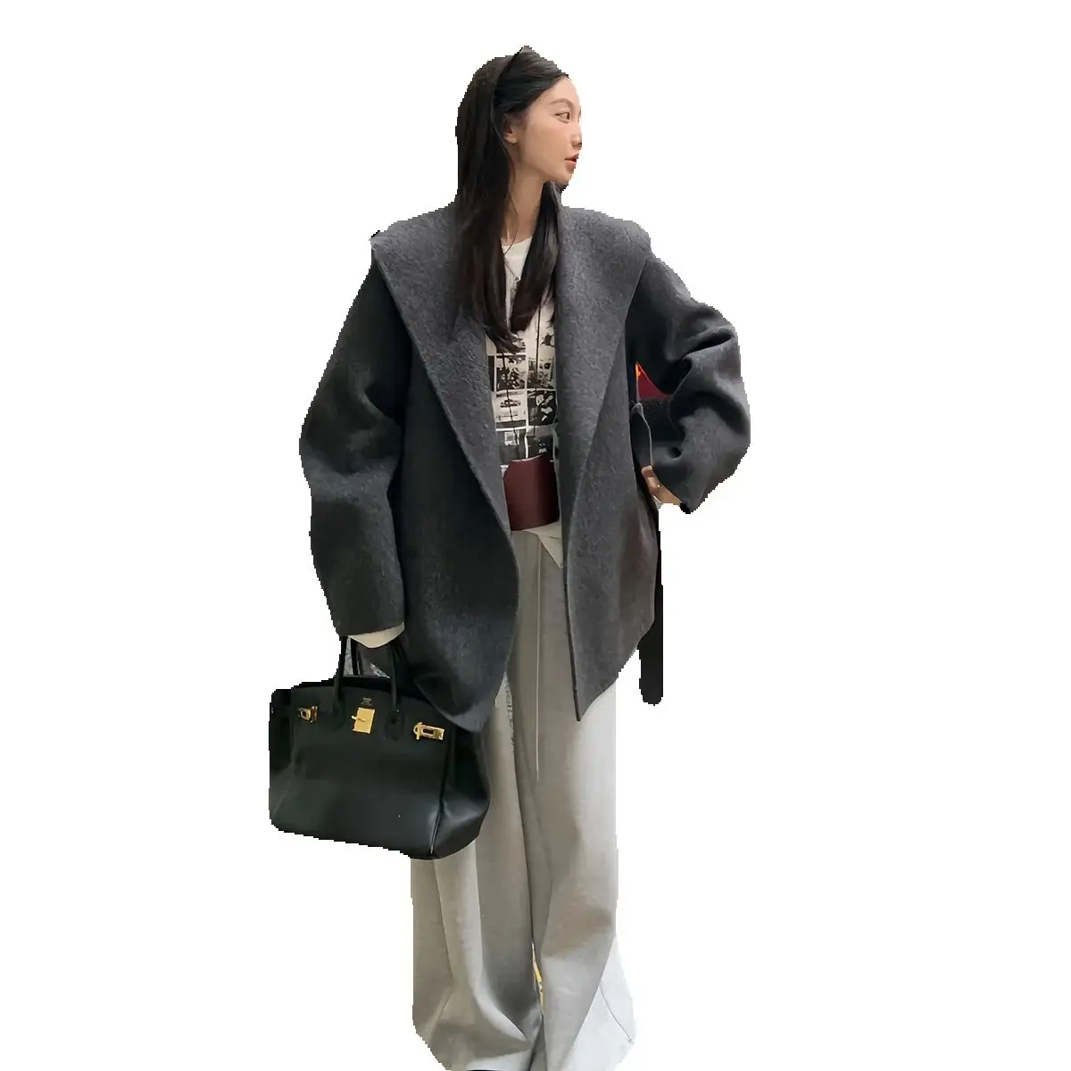 

A short, loose, hooded woolen coat for short women in winter