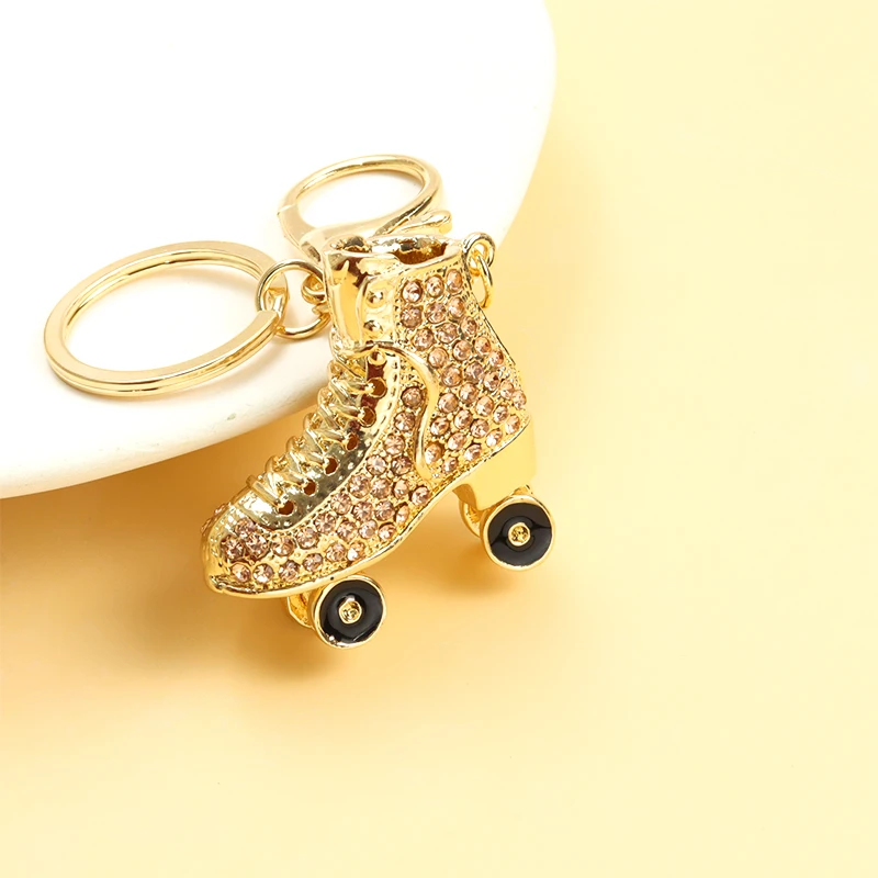 Creative Rhinestones Inlaid Skates Charm Keychain Skating Enthusiasts Gift Souvenir Bag Keys Decor Shoe Styling Enamel Keyring