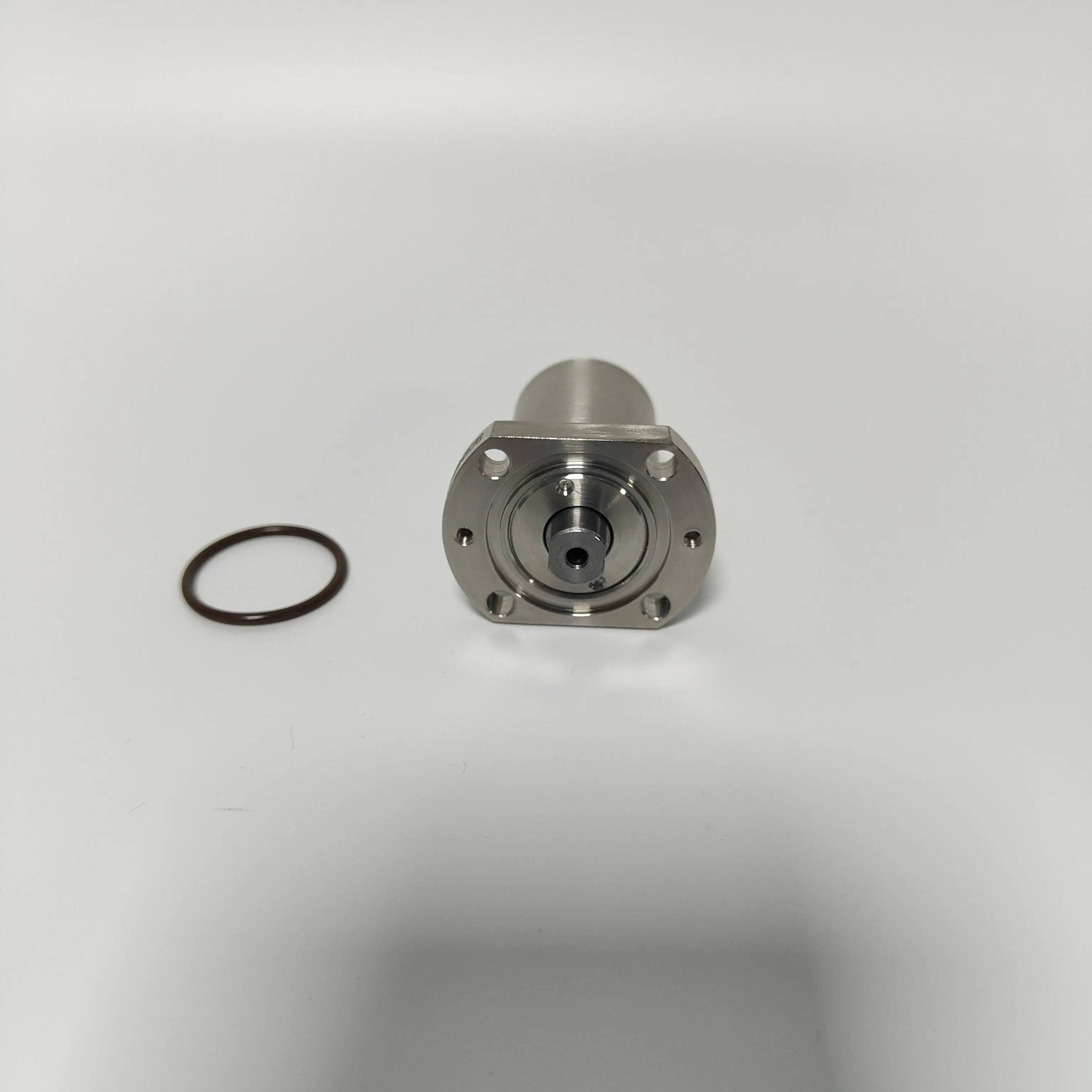 Magnetic fluid seal through hole type rotary vacuum seal. Source manufacturers welcome to inquire