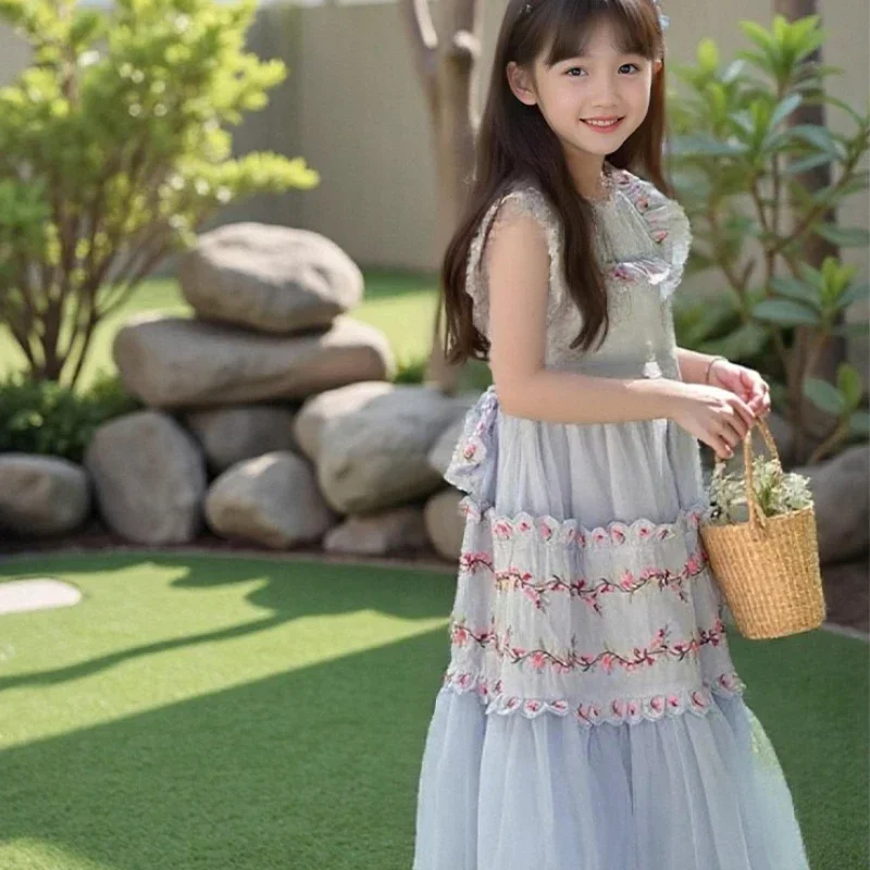 

2025 Elegant Summer Dress Kids New Blue Floral Embroidery Puffy Tulle Royal Princess Gown High End Fashion Outfit