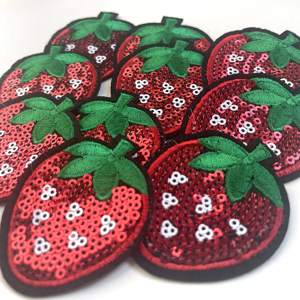 10pcs Small Strawberry Sequin Patch Cute DIY Appliques Embroidered Iron On Patches For Clothing Parches Bordados Ropa