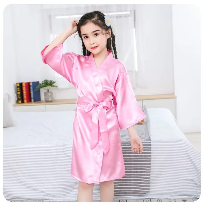 Peignoir rose en satin pour filles, vêtements de nuit pour enfants, chemise de nuit d\'été pour filles, kimono pour enfants, robe de soirée spa de